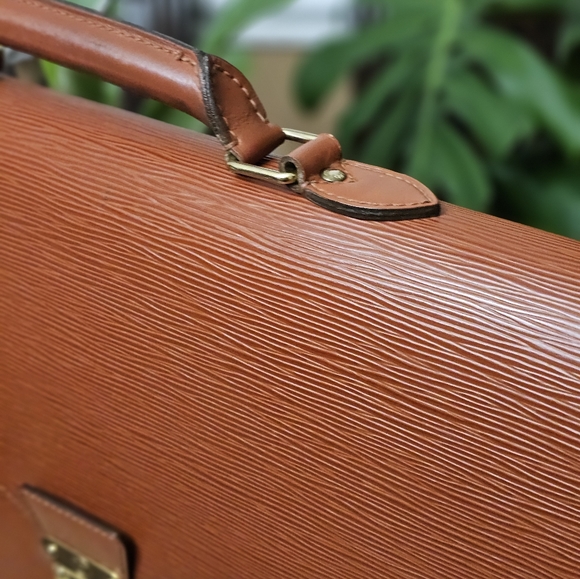 #00520-0588 LOUIS VUITTON EPI LEATHER DOCUMENT BAG KENYAN BROWN - Picture 3 of 14